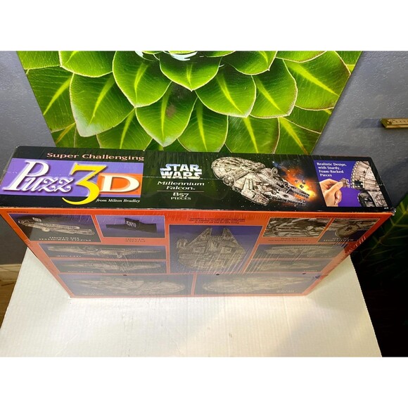 vintage 1995 Star Wars Millennium Falcon Puzzle 3D 857 pieces (SEALED) - Picture 2 of 4